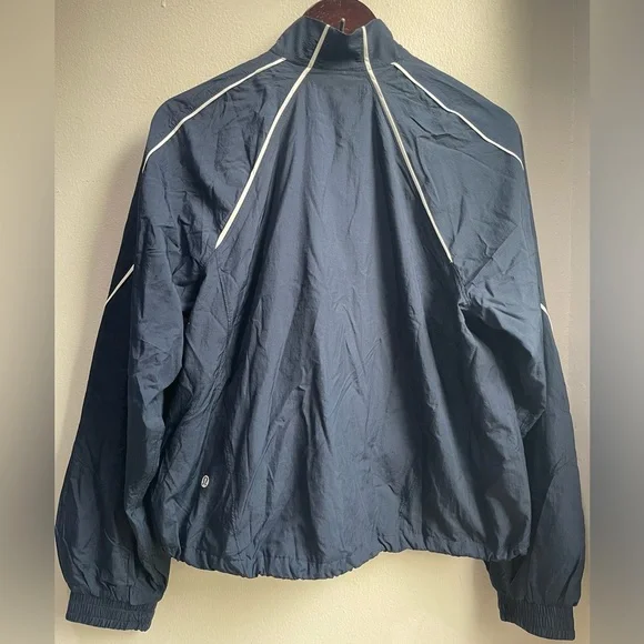 Lululemon Athletica License to Train Lightweight Jacket True Navy Size 4 - Picture 2 of 8